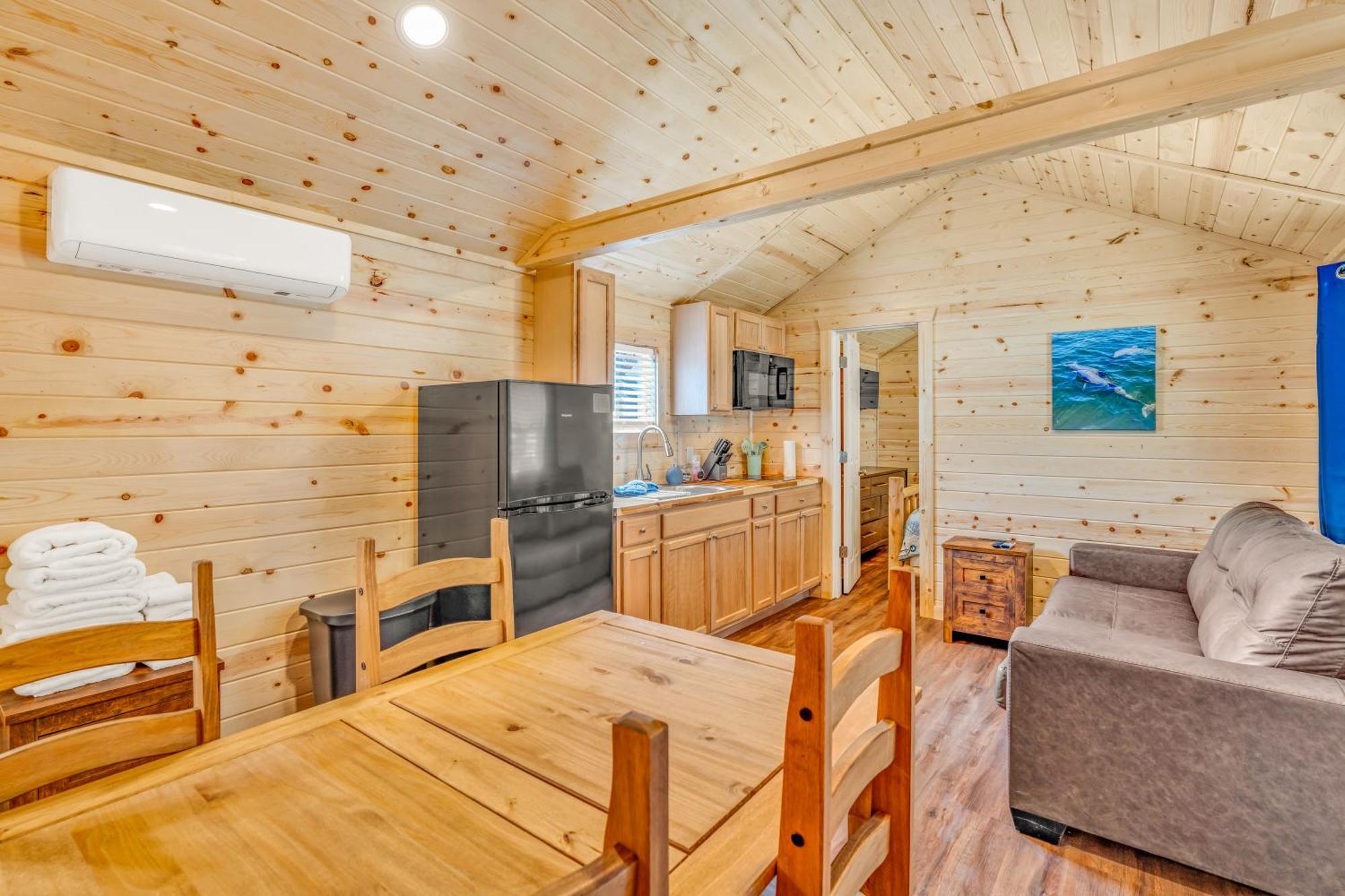 Lodge Aqua At 47th Street *